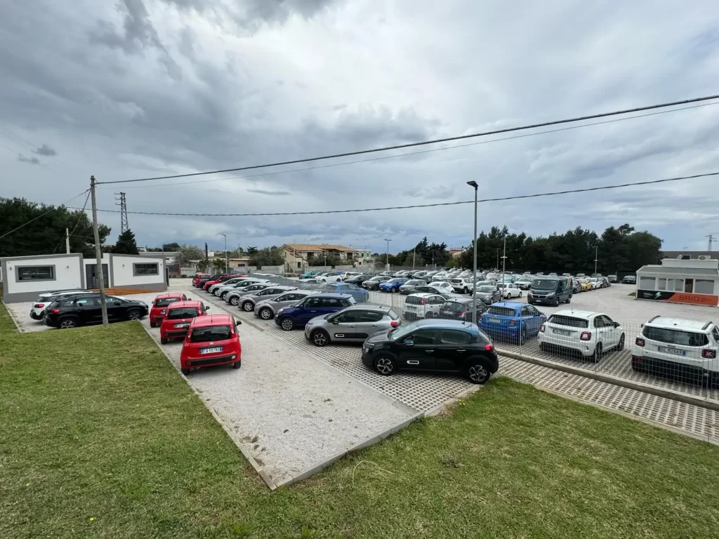 Vista della concessionaria - Fashion Car Rent - Noleggio Lungo Termine Cinisi e Palermo
