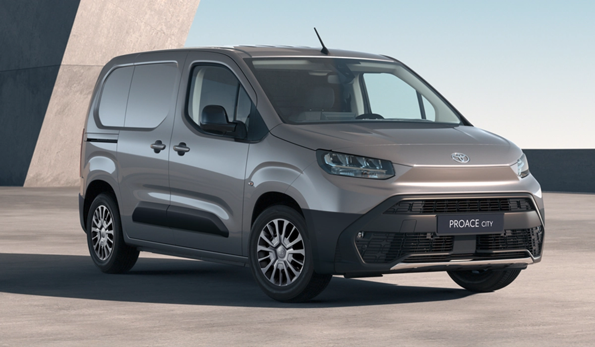 Toyota Proace - Noleggio Lungo termine - Fashion Car Cinisi